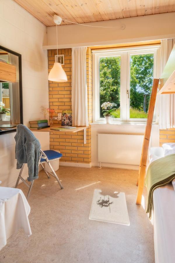 Gjerrild Gaestehus Djursland Hostel เกรนู ภายนอก รูปภาพ