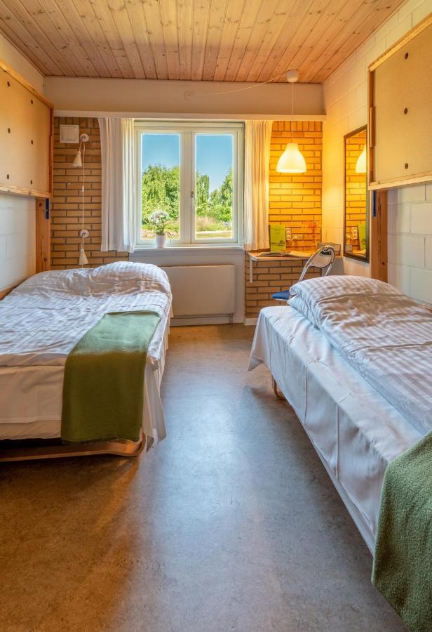 Gjerrild Gaestehus Djursland Hostel เกรนู ภายนอก รูปภาพ